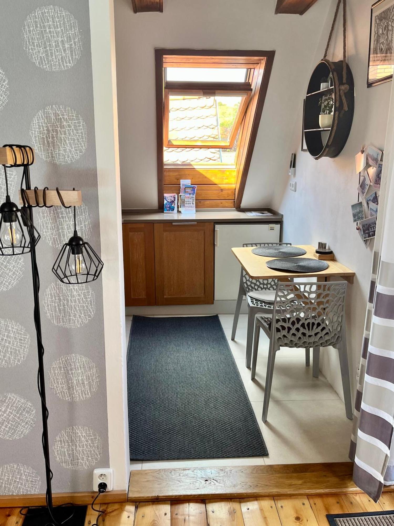 Apartman Mala Strana -Piece And Quiet Prague Extérieur photo