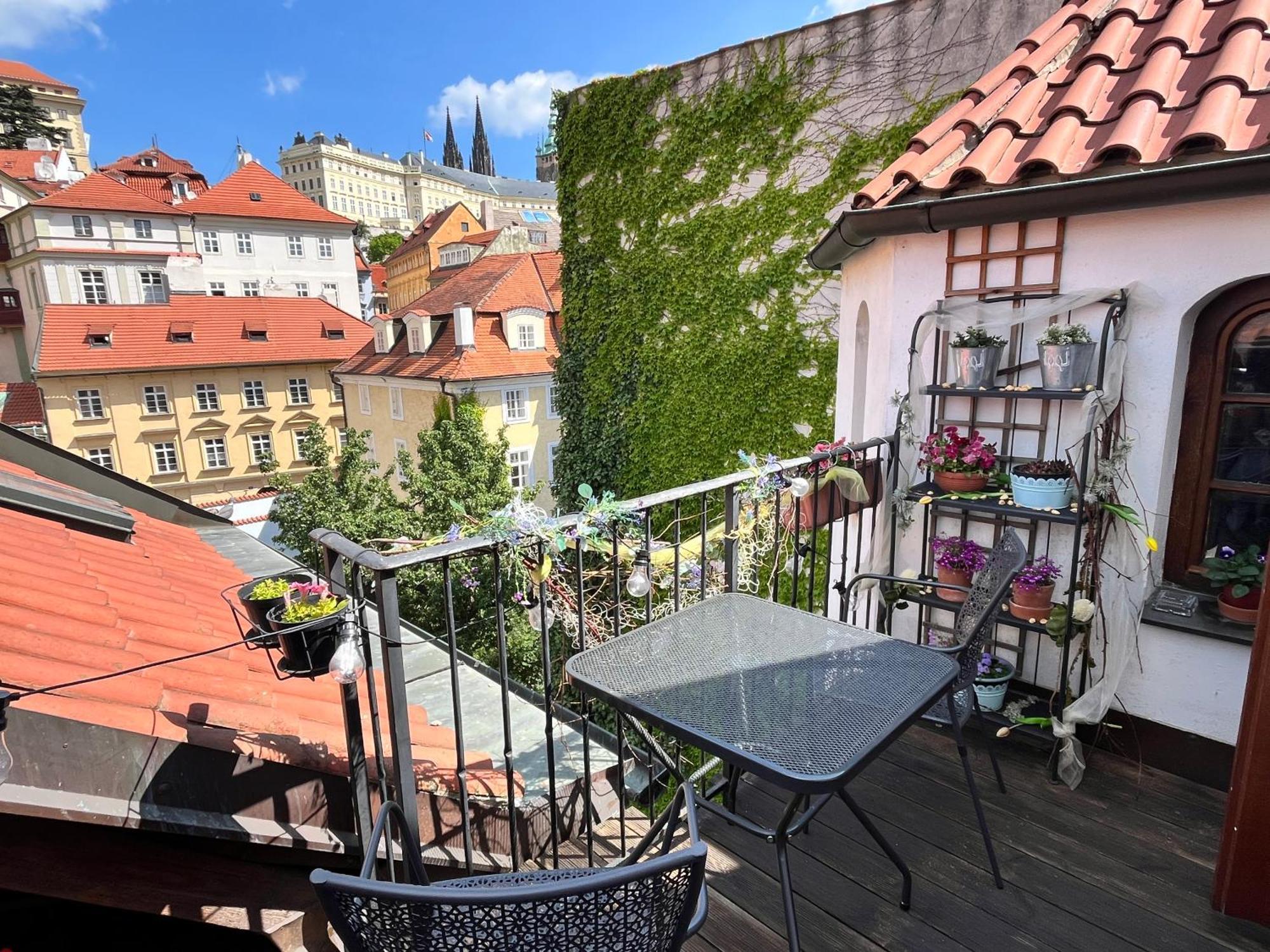 Apartman Mala Strana -Piece And Quiet Prague Extérieur photo