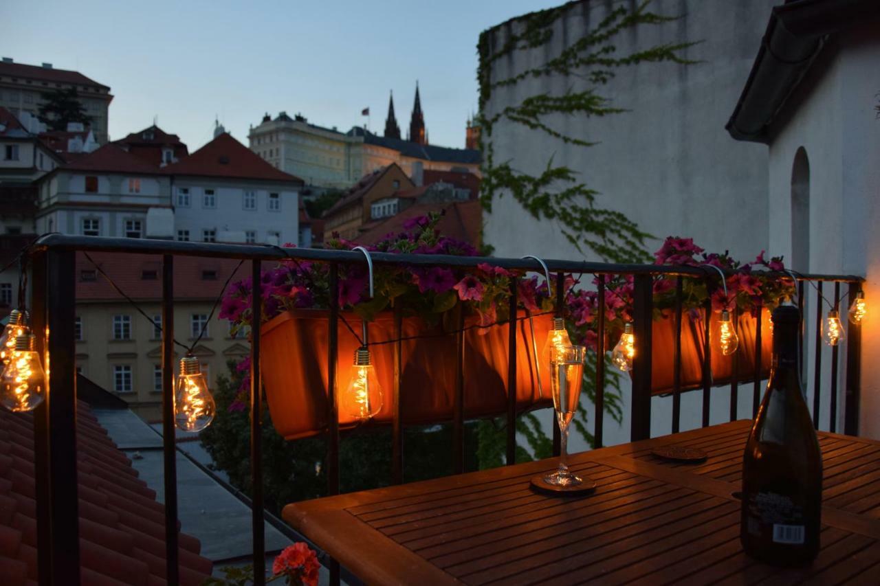 Apartman Mala Strana -Piece And Quiet Prague Extérieur photo